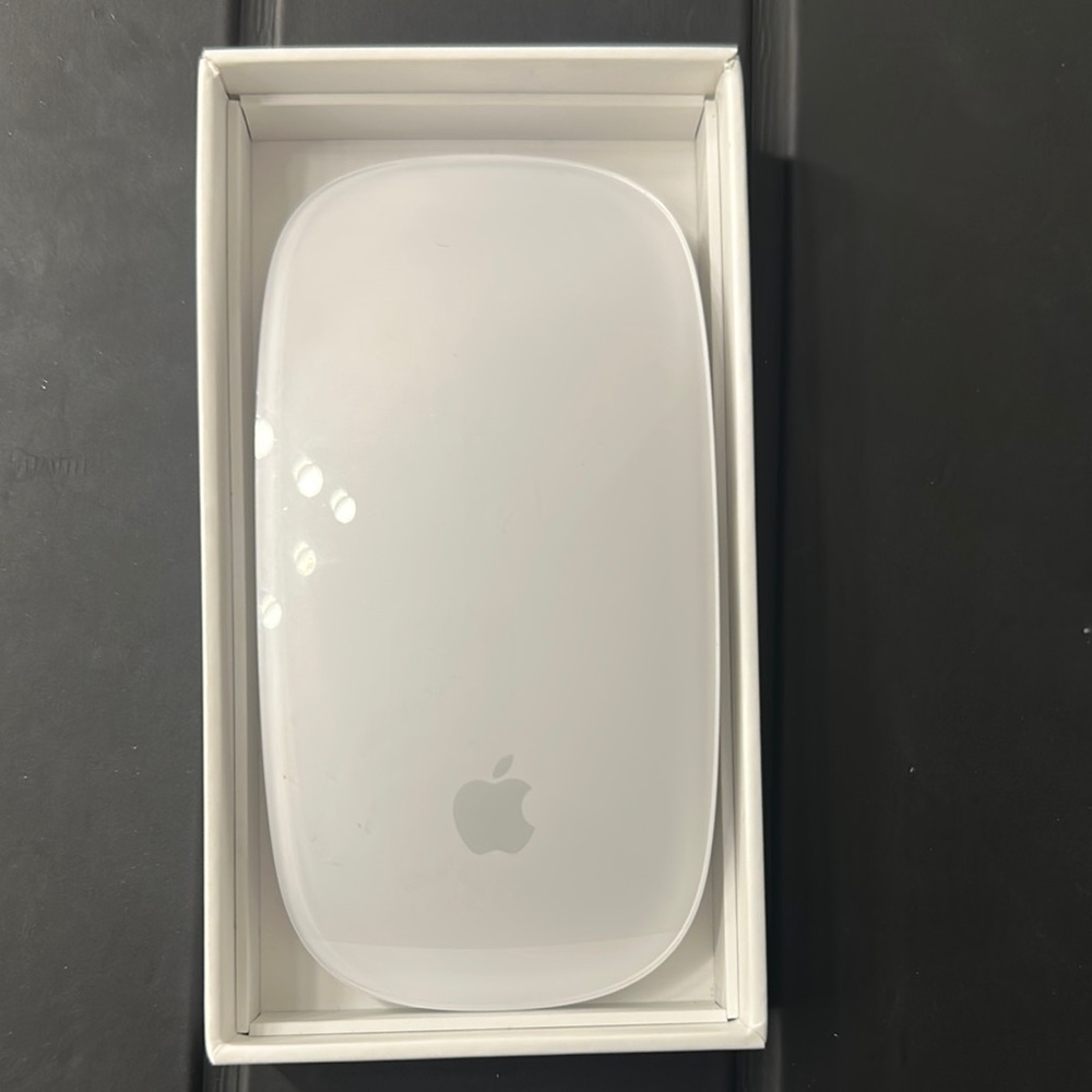 COPY - Apple Magic Mouse - White - Picture 3 of 5